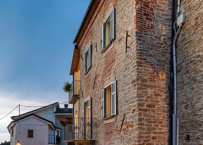 La Casa Di Margot - Blu * Murazzano (Cuneo)